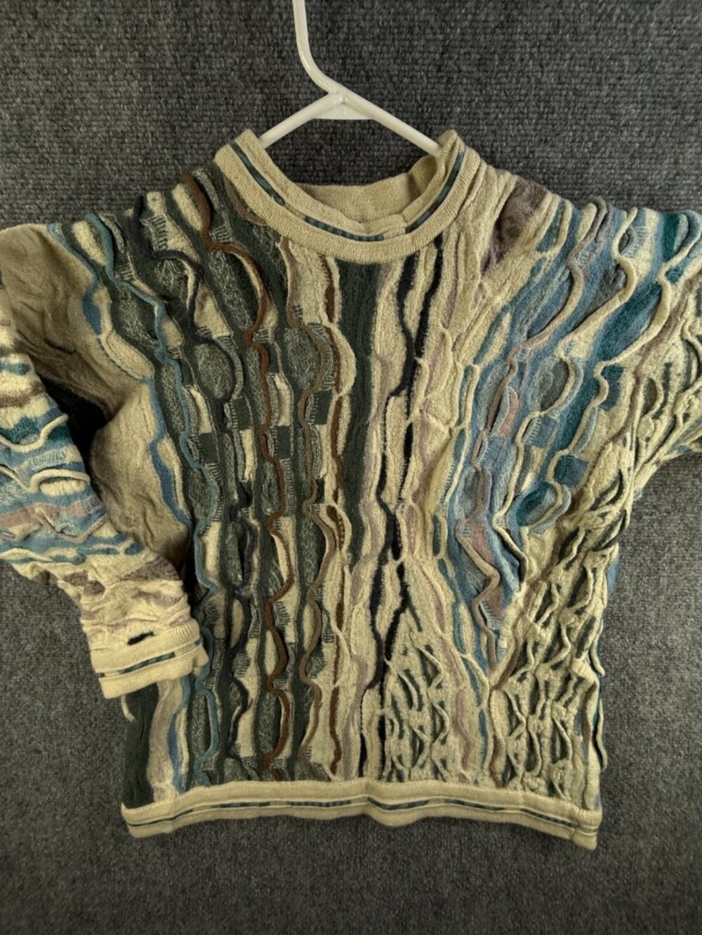 COOGI Australia Pure New Wool Crew Neck Sweater Intricate Knit Cables Ivory Blue